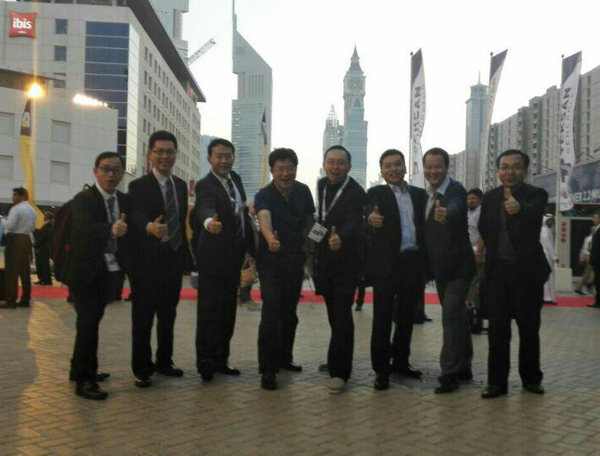 合乐HL8集团电气EvoTec产品亮相2015中东电力展---迪拜展